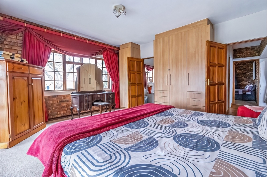 8 Bedroom Property for Sale in Oranjeville Free State
